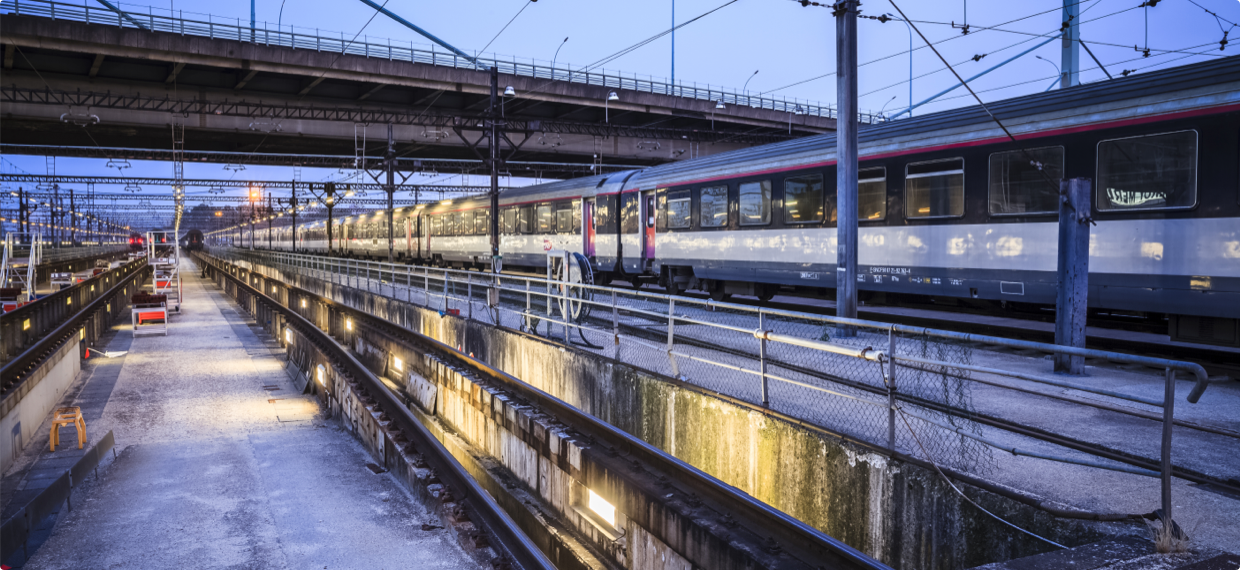 https://www.securlite.com/media/securlite_project/centre-maintenance-SNCF-Paris.png